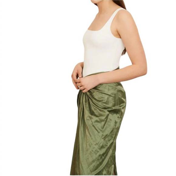 NEW VINCE square front cami top in off white - Picture 2 of 4